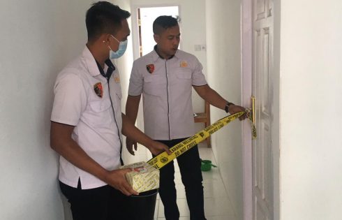 Polisi Segel Salah Satu Kamar di Ponpes M. Natsir Alahan Panjang