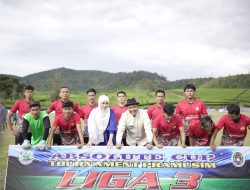 Bupati Solok dan Athari Hadiri Penanda Tanganan Prasasti P3-TGAI dan Pembukaan Turnamen Sepak Bola Pramusim Liga 3 di Air Batumbuk