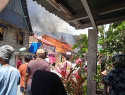 Delapan Unit Rumah Warga di Muaro Pingai Habis Dilalap Sijago Merah 